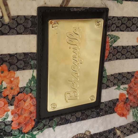 Betseyville Roses and Anchors sequins bag - Picture 3 of 14